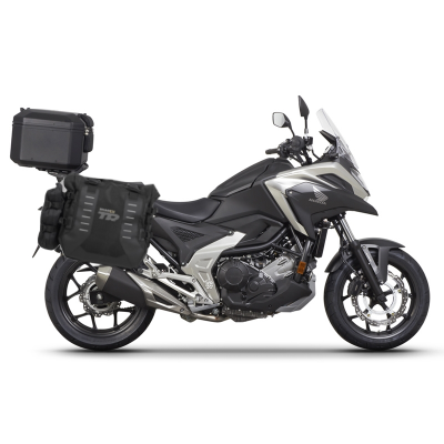 Kompletná sada sedlových brašní SHAD TERRA TR40 adventure a hliníkového kufra SHAD TERRA BLACK 37L vrátane montážnej sady SHAD HONDA NX 750 X 2021-